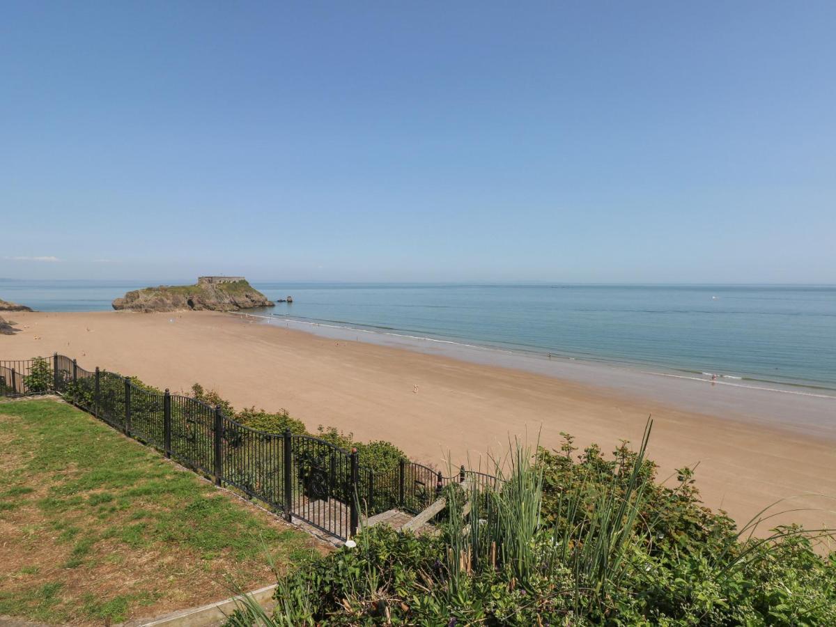 6 South Beach Court Tenby Exterior foto